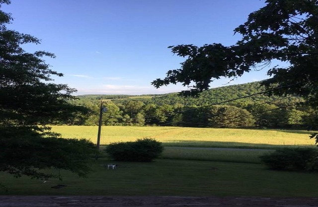 A Cozy Getaway - Wellsboro located just 6 miles from down town Wellsboro.