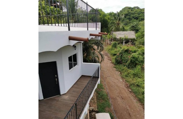 A High Quality, Finely Finished Apartment!