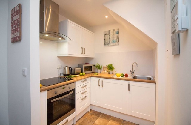 A Home From Home - Spacious Comfortable Accommodation to Meet Your Needs