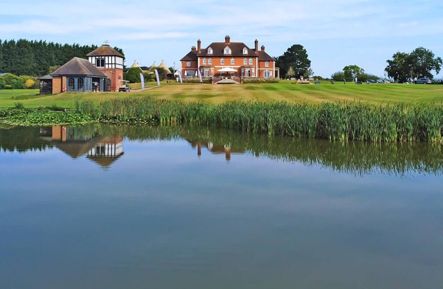 A luxury three-bedroom lodge with a modern lounge layout, perfect for families.