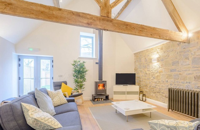 A semi-detached barn conversion ideally located in a beautiful part of Somerset.