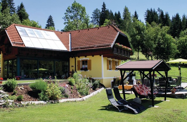 A special gem is this vacation cottage in Neumarkt in Styria.