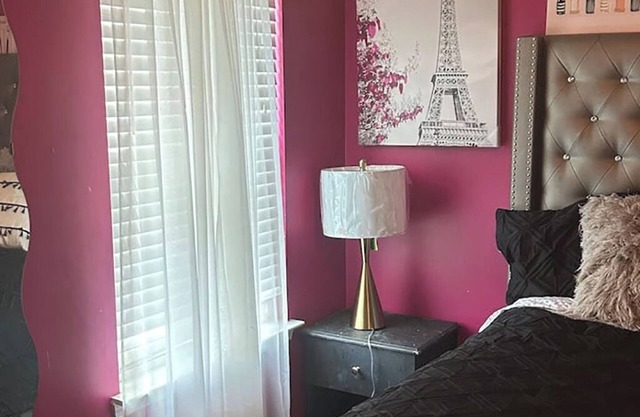 A Stay in Paris Luxury Room