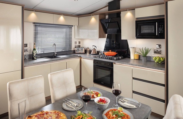 A stunning 13-foot home with an open plan centre lounge.