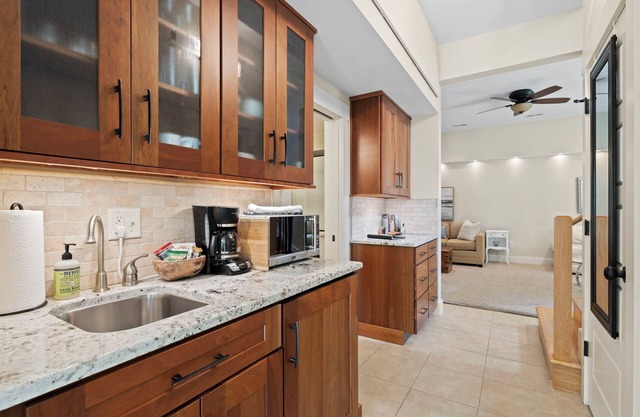 A Suite in Montford! Kid friendly and close to downtown!