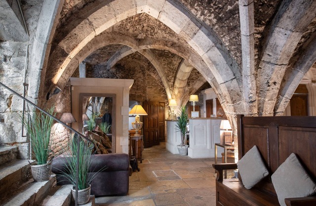 Abbaye De Maizieres