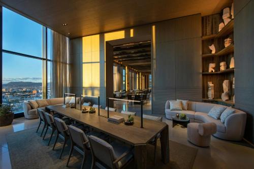 AC Hotel by Marriott Downtown Los Angeles
