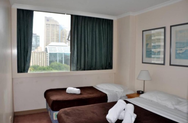 Accommodation Sydney Hyde Park Plaza Park View 2 Bedroom Pet Friendly Apartment