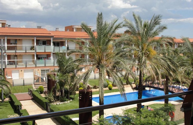 Acogedor apartamento con piscina en Vilafortuny, Cambrils