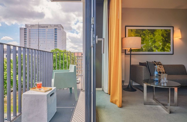 Adina Apartment Hotel Berlin Mitte