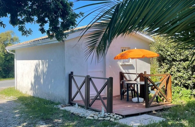 ADORABLE STUDIO NEAR THE SEA