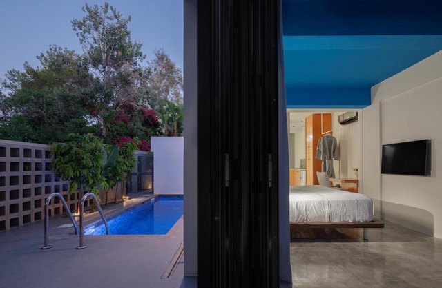 Adrop Pool Suites