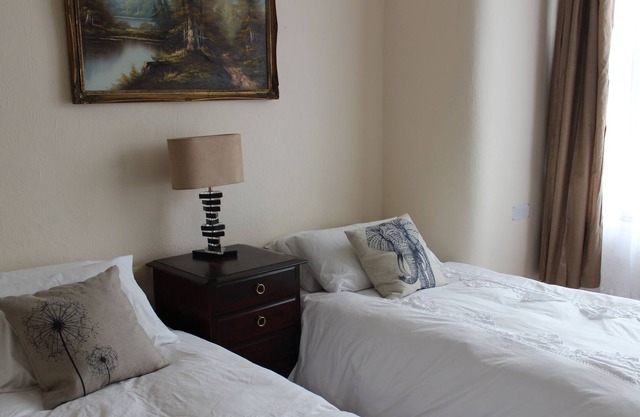 ADVO Aparts Guest Hotel Leeds