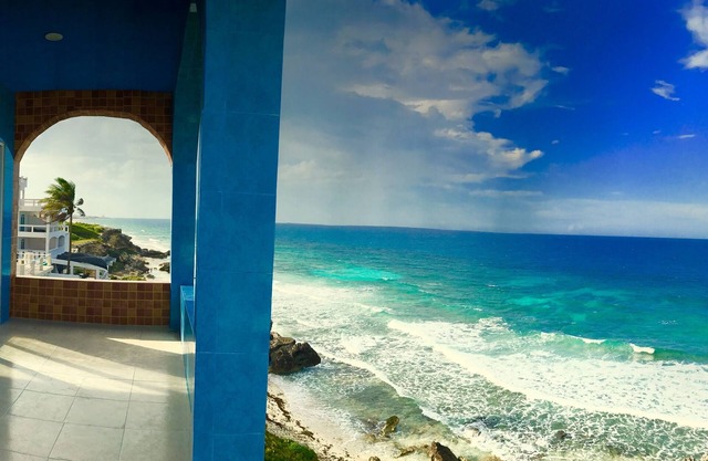 Affordable and Relaxing Ocean Front Rooftop Master Suite w Stunning 360 Views!!!