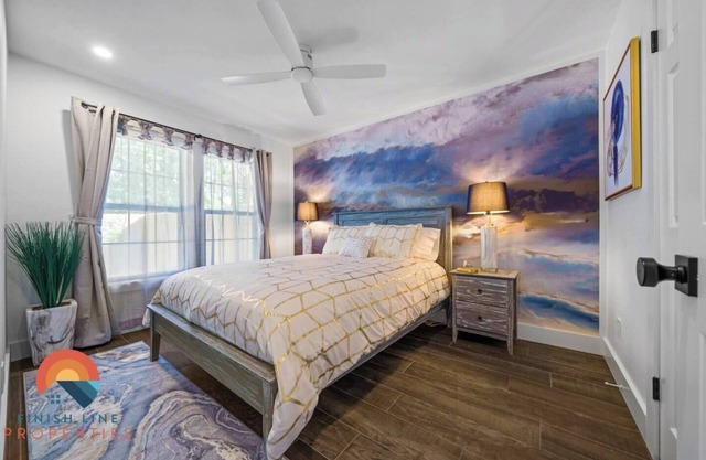 Affordable close to downtown ~ 2bd, 1 bath - dog friendly