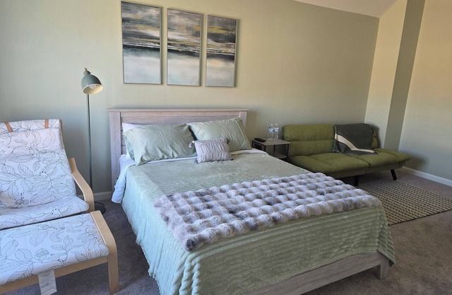 Affordable/luxury "Room" with privatebath Master bedroom with shared amenities