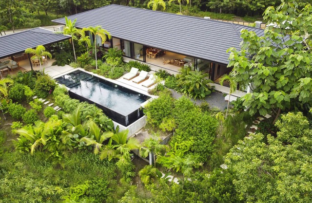 Aguamadera Villas - Valley & Ocean view just 3 min from the beach!