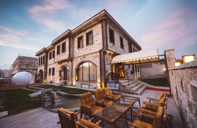 Ahiyan Hotel
