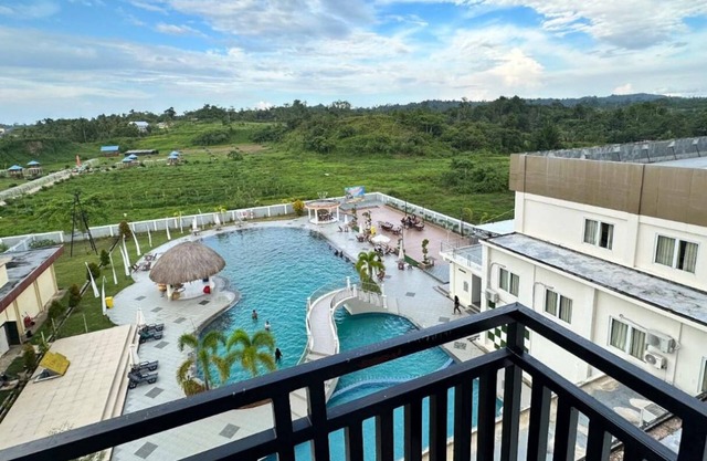 Aimas Hotel & Convention Centre