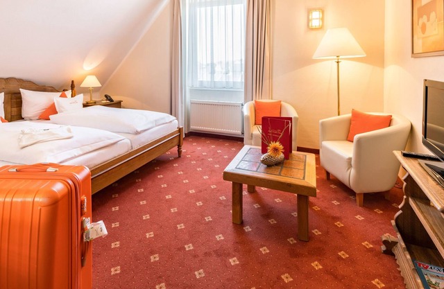 Airport Fashion Hotel