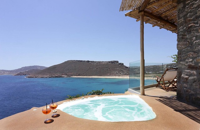 Albatros Club Mykonos