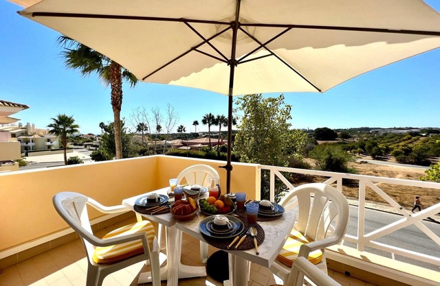 Albufeira Valley 1 With Pool by Homing