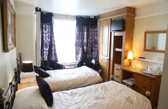 All Seasons Guest House