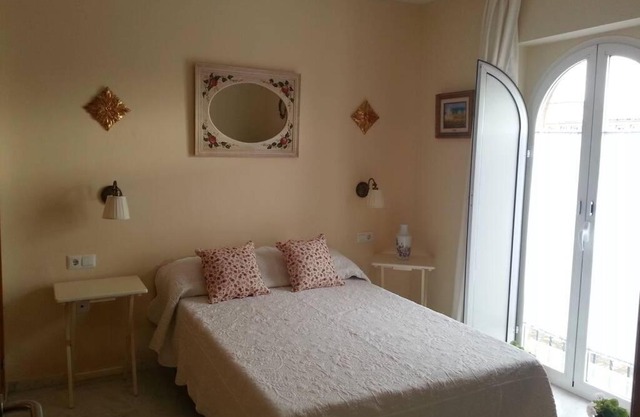 Alleanza, Puerta a Santa Cruz