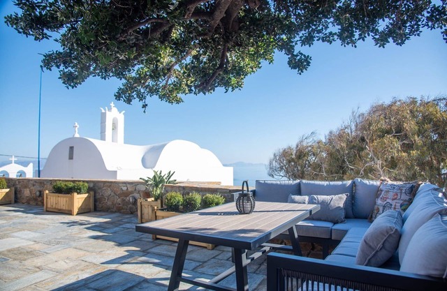 Alluring Ios Villa | Villa Almyra | 1 Bedroom | Breathtaking Sea Views |.