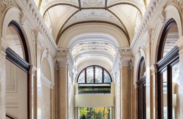 Almanac Palais Vienna