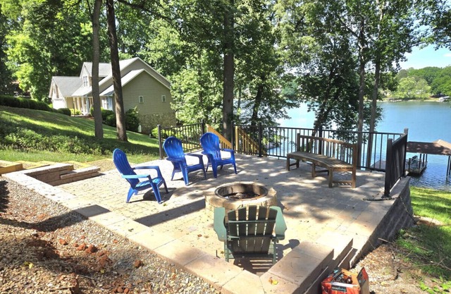 Almost There- Fire pit, dog friendly sleeps 6