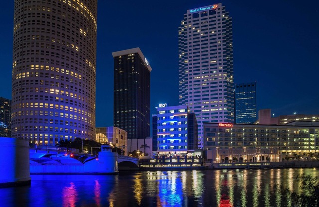 Aloft Tampa Downtown
