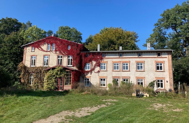 Alt Krassow Lakeside Retreat