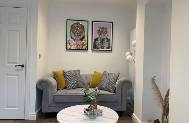 Alto - Lovely 2 Bedroom Serviced Apartment Bristol by Mint Stays