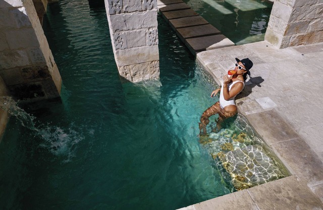 Amalen Suites Adults Only