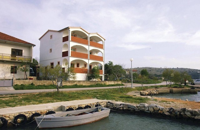 Amazing apartment in Jadrtovac