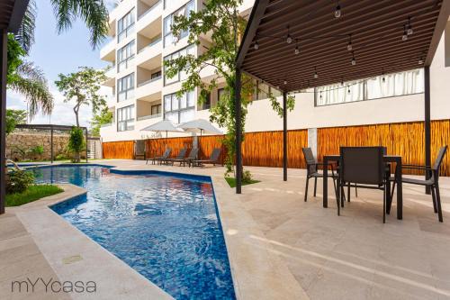 Amazing Apt. w/Pool & Jacuzzi in Playa del Carmen