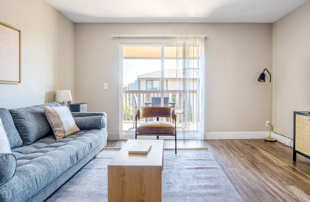 Amazing Foster City 1BR w/ Gym, Pool, W/D, near highways, by Blueground