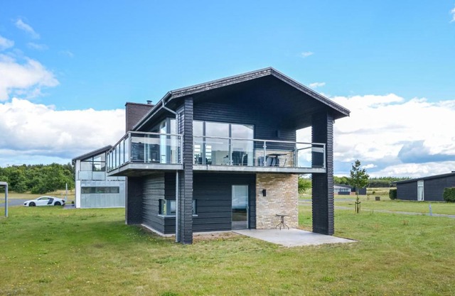 Amazing Home In Nimtofte With Wifi
