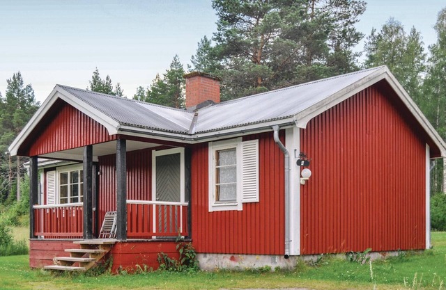 Amazing home in Sysslebäck with kitchen