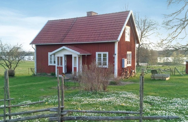 Amazing home in Värnamo with kitchen