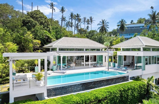 Amazing Picturesque Pool Villa - KBR4