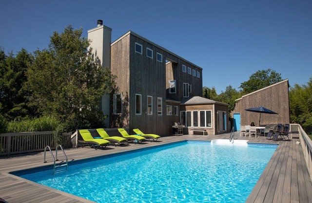 Amazing winter get away, Gym. Hot tub. Special Offer for Dec, Jan. Feb, March
