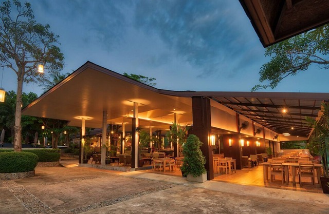 Anda Lanta Resort