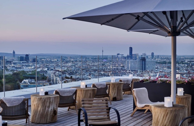 ANDAZ VIENNA AM BELVEDERE, BY HYATT