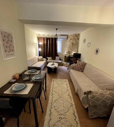 Angela's Apartment near Airport-Expo-Sea