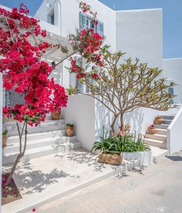 Anita Rooms & Suites Milos