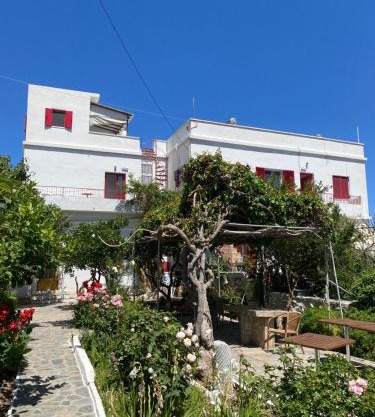 Anna Studios