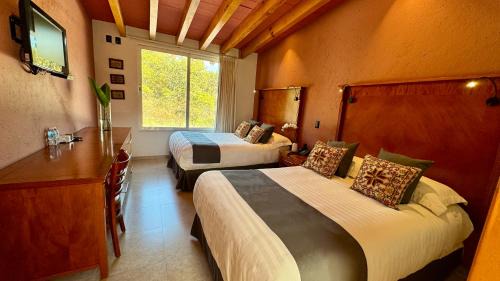 ANUIES Valle de Bravo HOTEL y CONVENCIONES