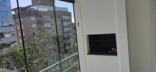 Apart with 2 bedrooms and barbecue. ROY0401